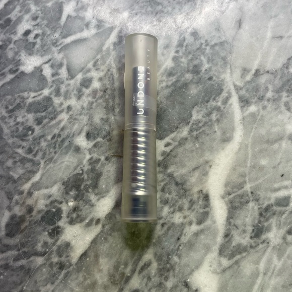 Undone Beauty Lipstick Berry Glow - Picture 1 of 4